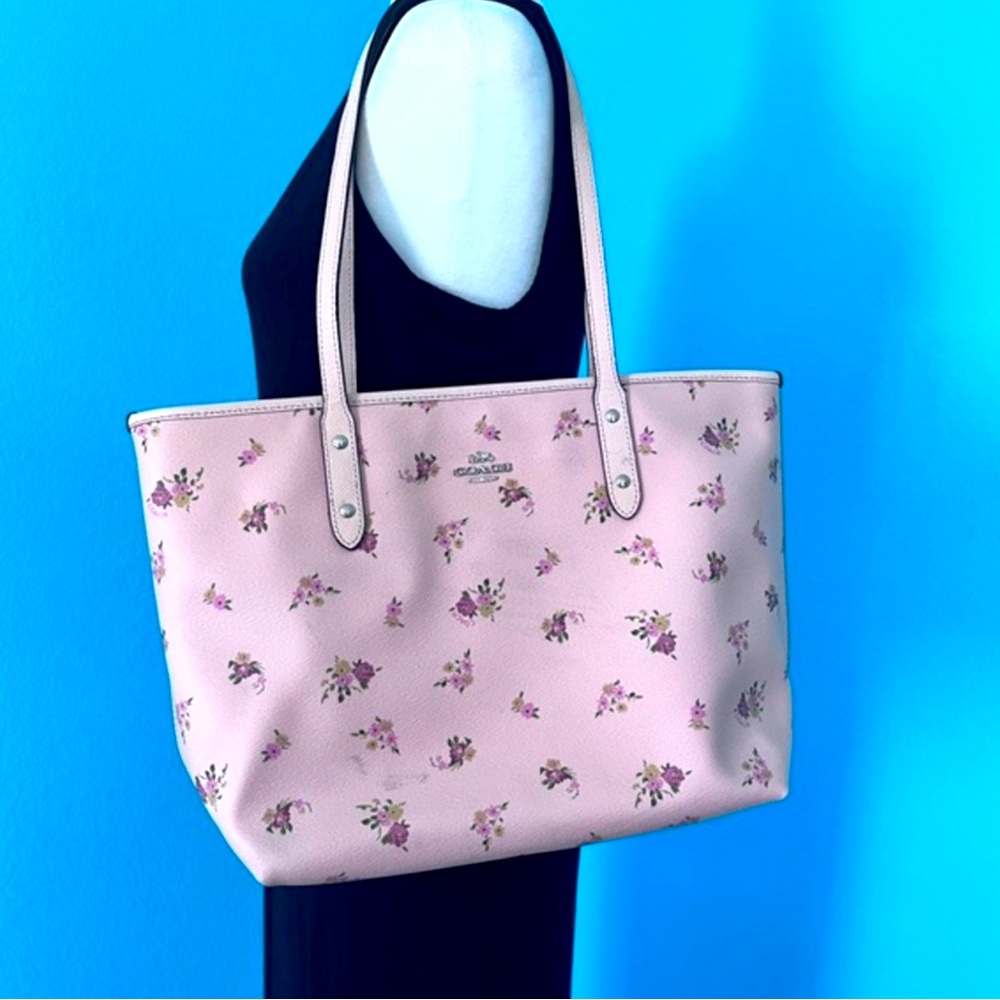 🩷 Coach floral tote